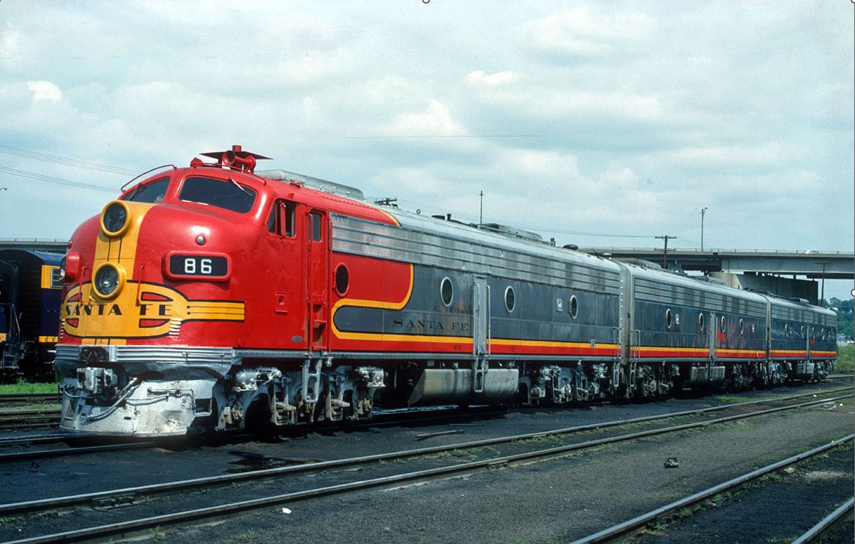 E8 Santa Fe 0104