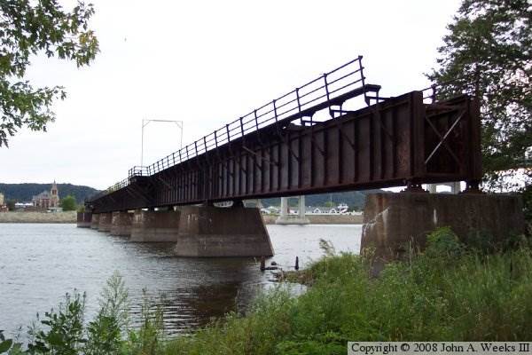 Railroadbridge bild 010