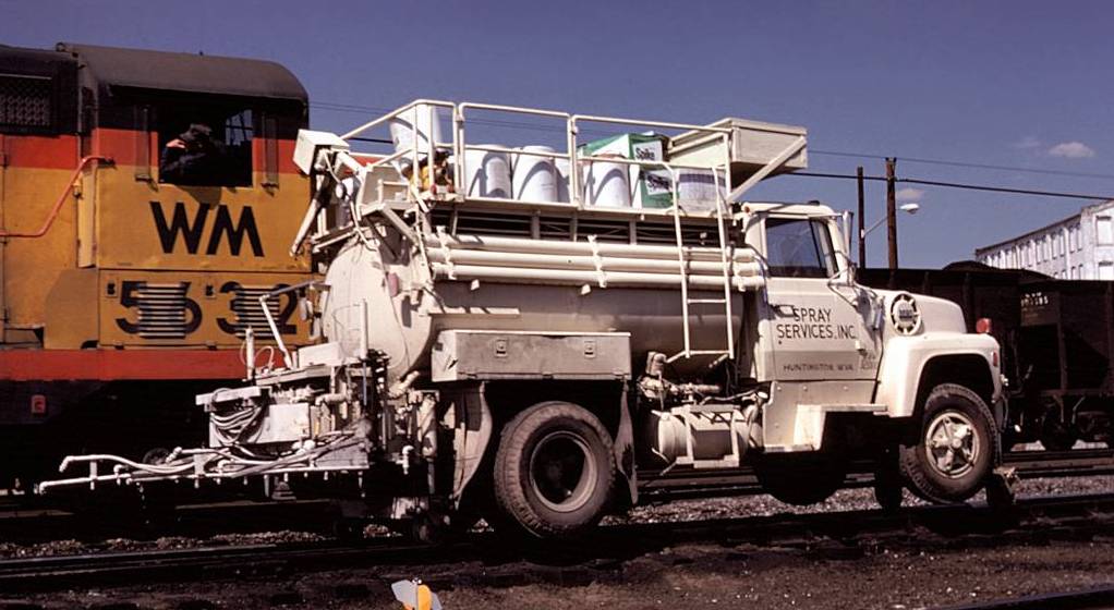 WEED SPRAYER at Hagerstown.Md.4-78